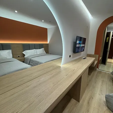 Hotel Lyhnidas 4*
