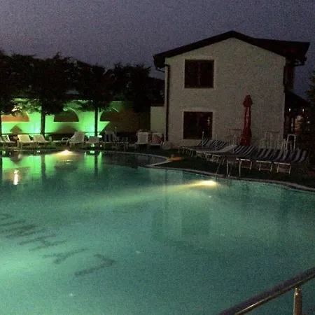 Lyhnidas 호텔 Udenisht