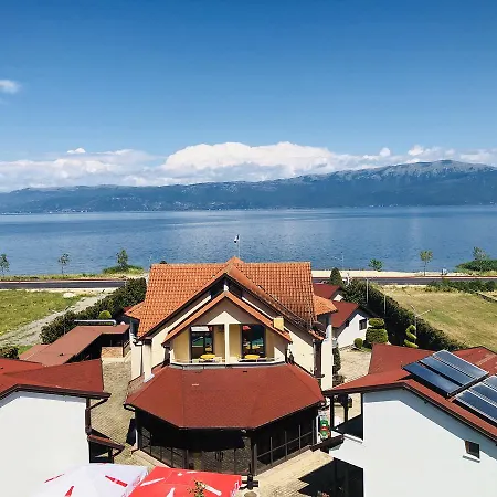 莱尼达斯酒店 酒店 4*