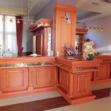 Hotel Lyhnidas Udenisht