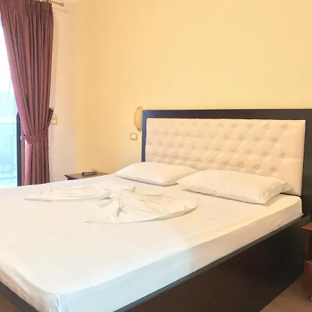 Lyhnidas Hotel Udenisht