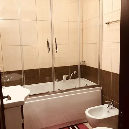 호텔 Lyhnidas Udenisht